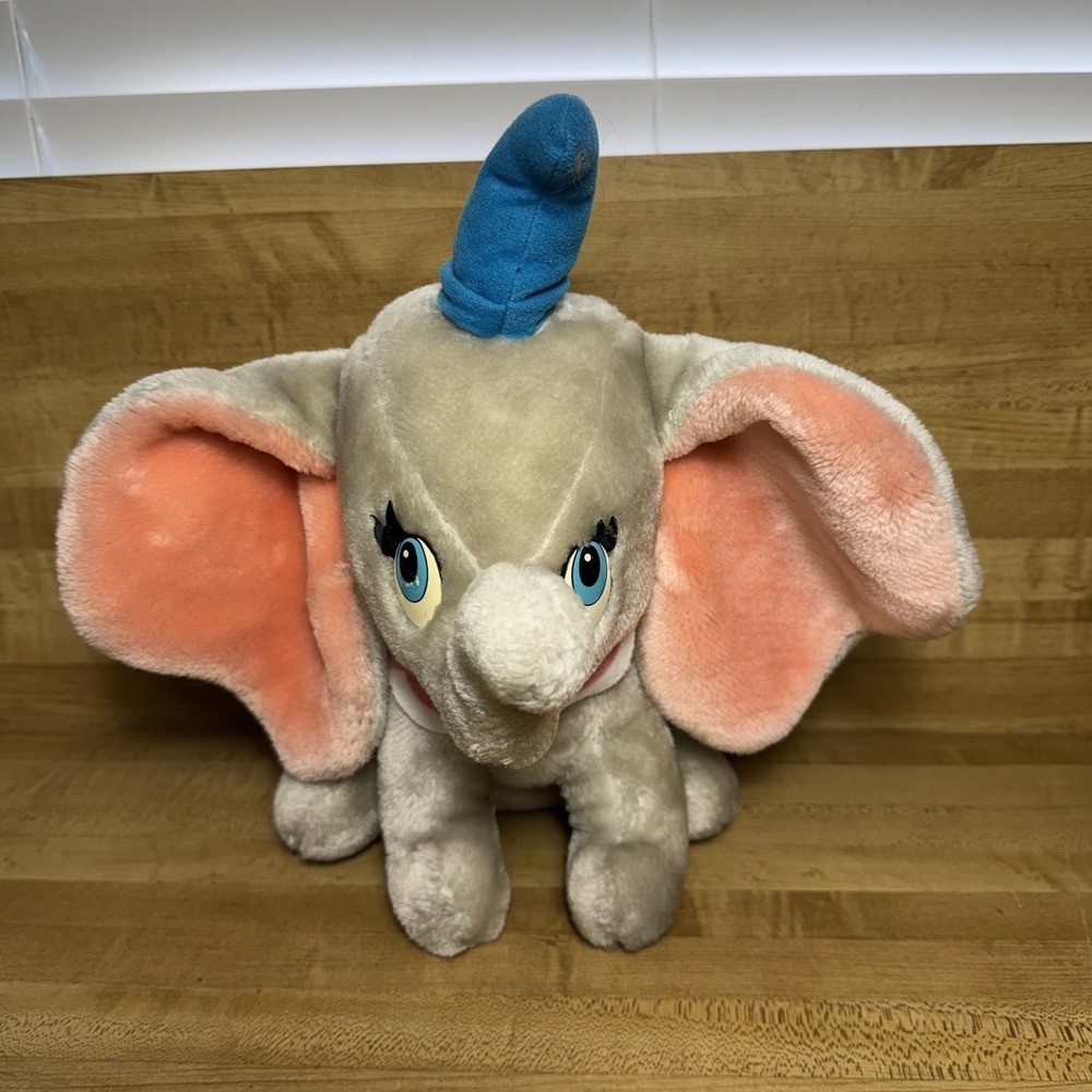 Vintage 1980s Disney‎ 9" Plush Toy DUMBO Disneyland Stuffed Animal